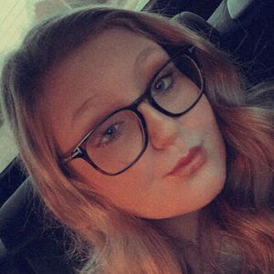 Meet your Posher, Mia